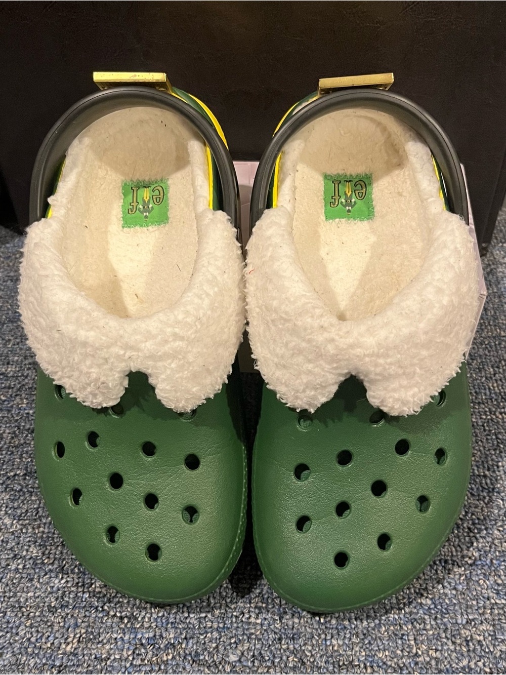 CROCS Green ELF Inspired Sherpa-Lined Clog